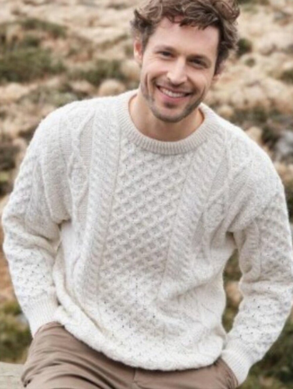 The Irish Store Merino Wool Fisherman Knit Sweater size Medium Cream Ireland